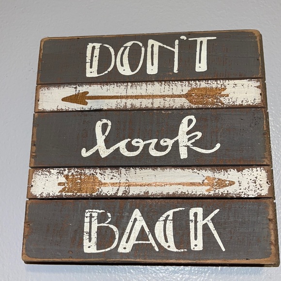 Home decor Sign! - Picture 1 of 2